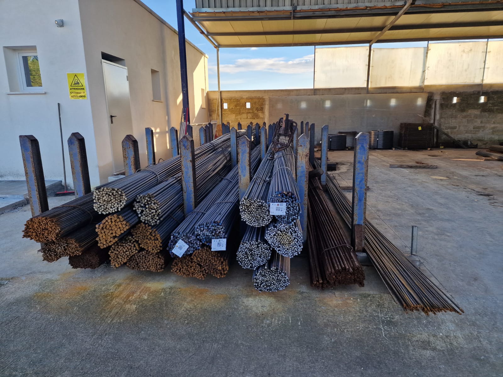 Materiale per carpenteria edile e ferro sagomato su misura - Elettro Armature SNC
